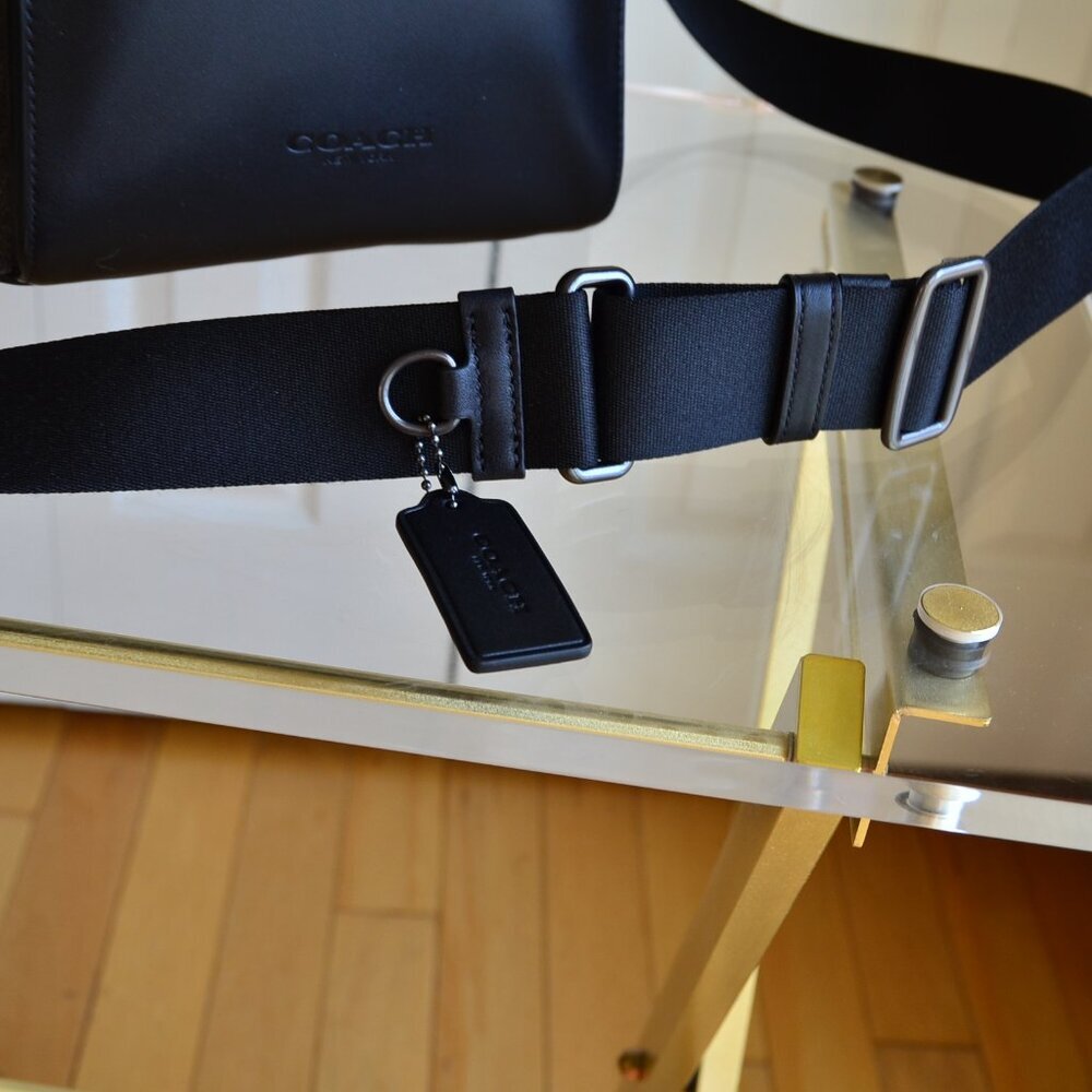 Coach  CAJ92 Turnlock Sling Pack In Signature Canvas - Picture 10 of 16